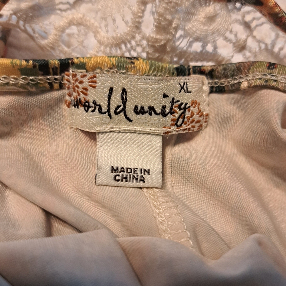 World Unity Dress - Picture 3 of 10